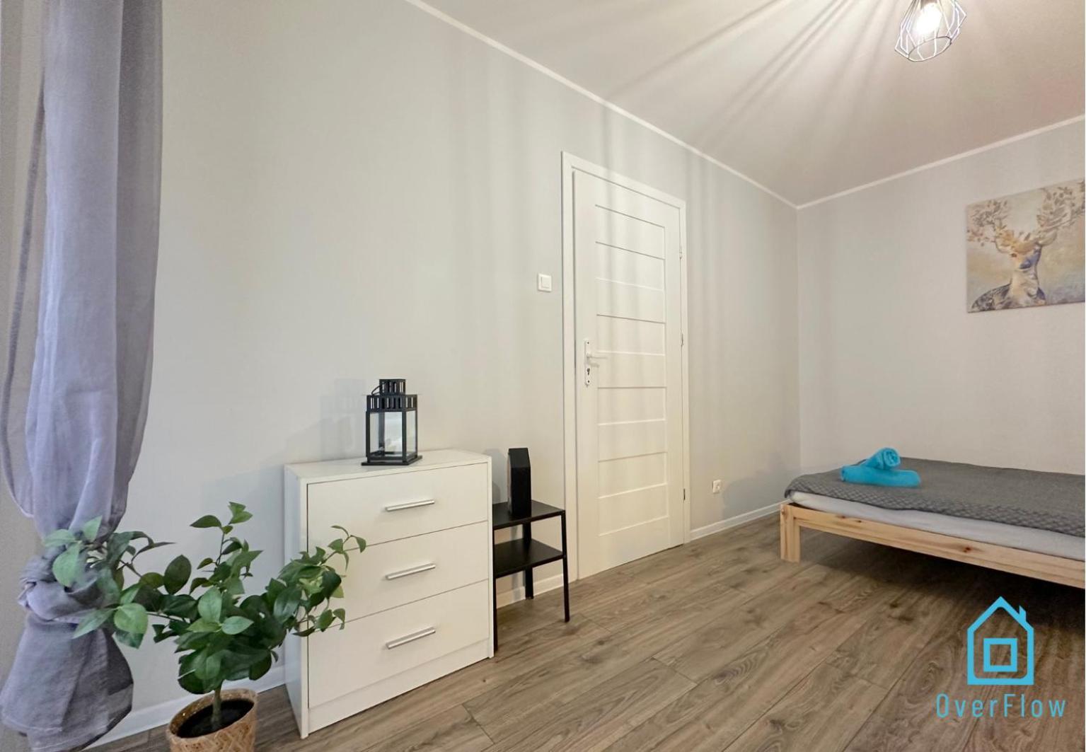 Spacious Room - Peaceful Retreat, 2 Minutes To Gdansk Old Town Exterior photo